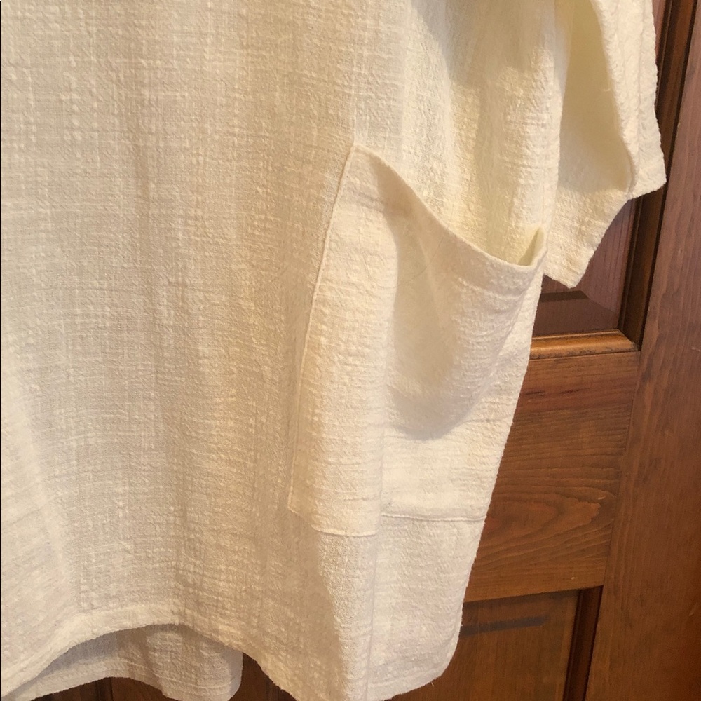 Zenana Outfitters Cream Textured 3/4 Sleeve Tunic with Pockets - Picture 5 of 8
